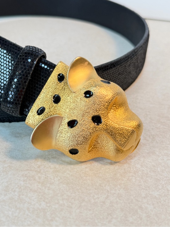 CARLISLE Black Leather Belt Gold Leopard Head Buckle Sz Small Vintage *Nice!* main image 3